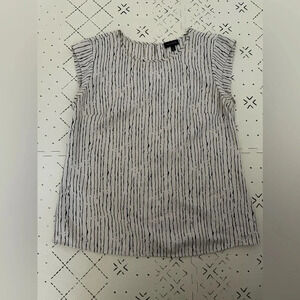 The Limited sleeveless‎ dress blouse M